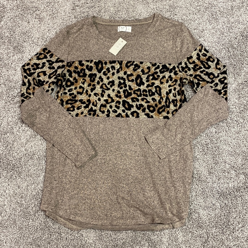 Maurice’s women’s size medium long sleeve